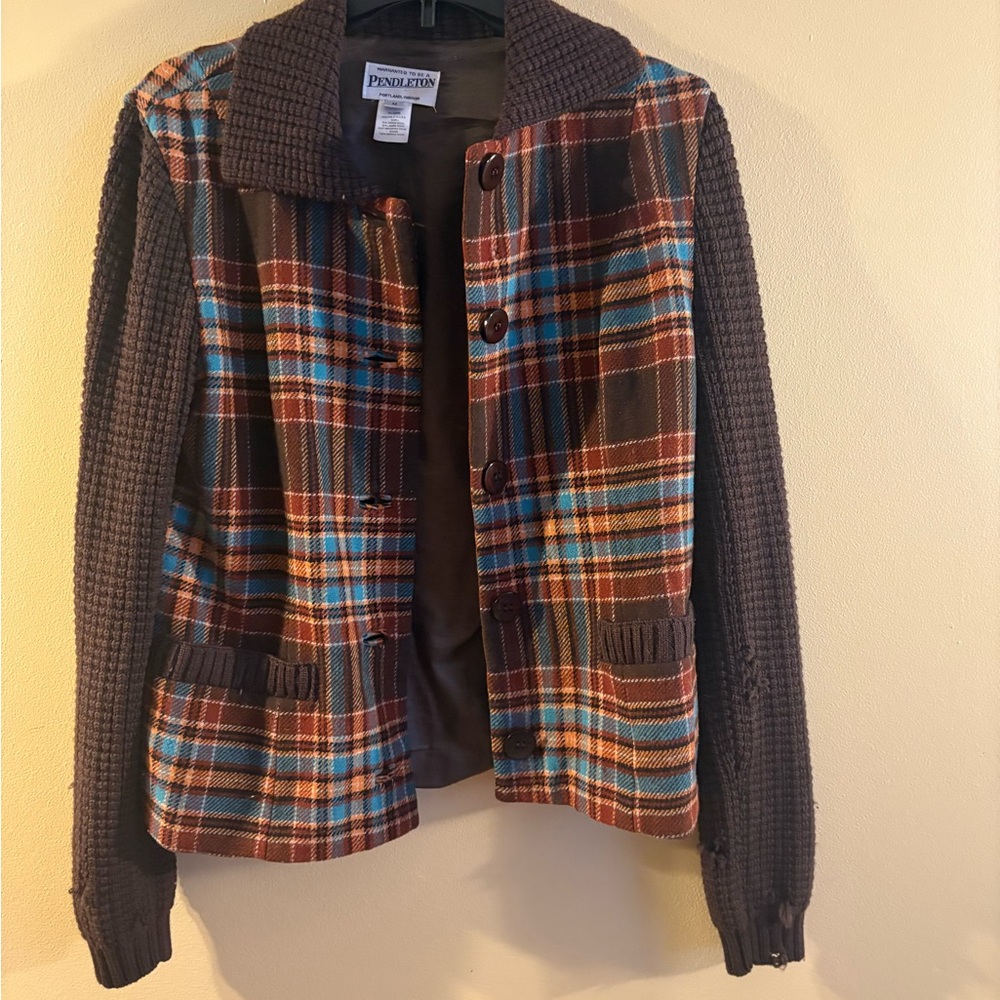 Pendleton Women's Brown and Blue Plaid Blazer